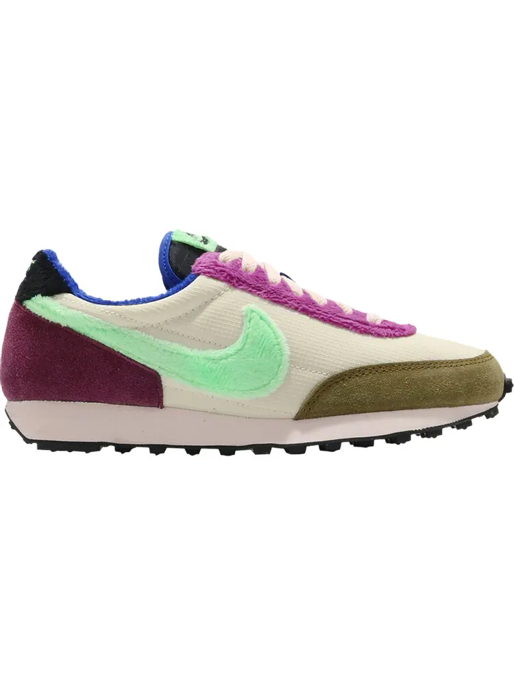 Кроссовки Nike Wmns Daybreak 'Fur Pack - Fossil Cactus Flower' — изображение 1 из 1, бежевый