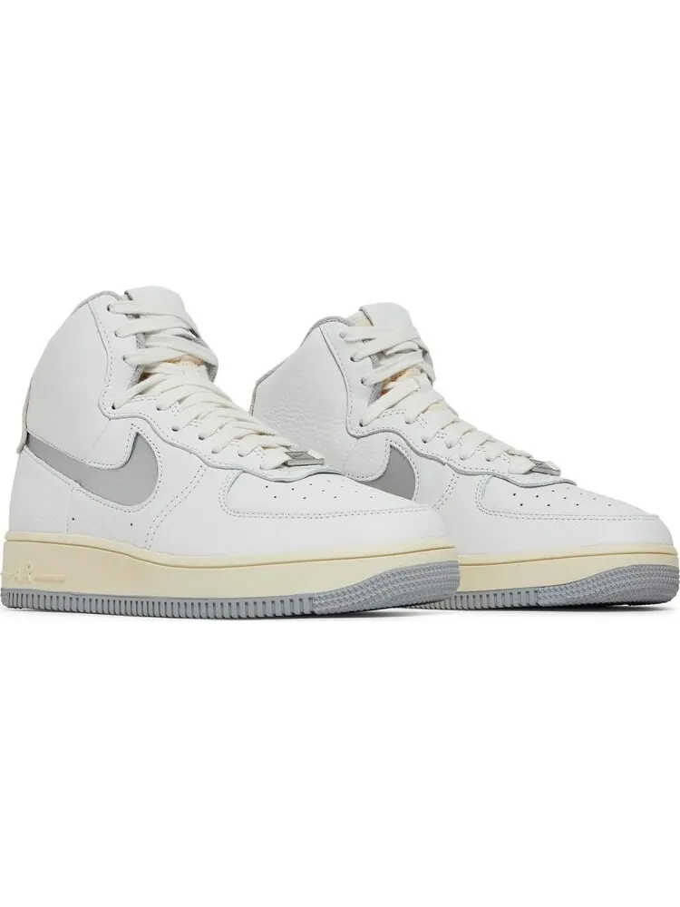 Кроссовки Nike Wmns Air Force 1 High Sculpt 'White Light Smoke Grey' — изображение 8 из 8, белый