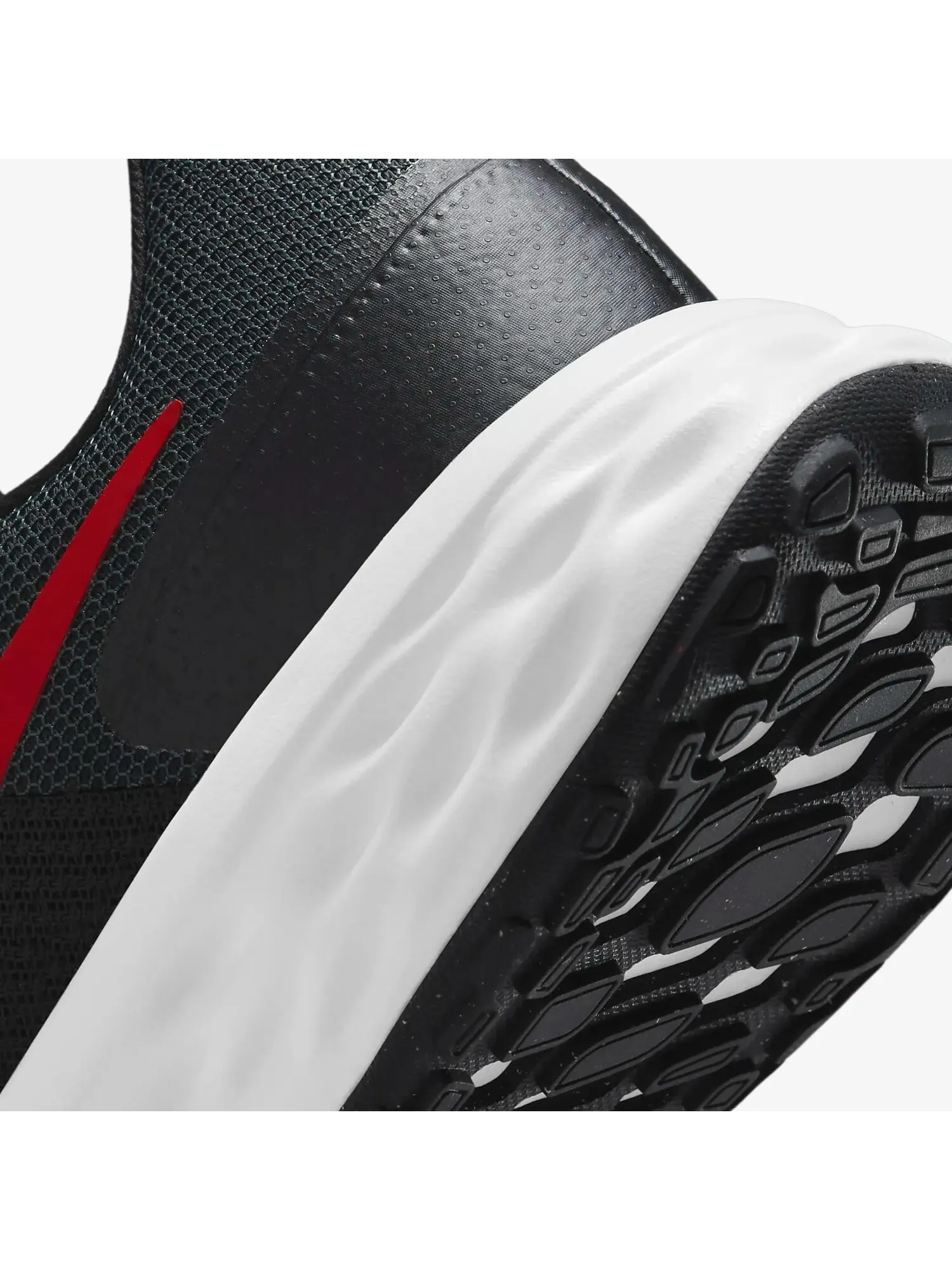 Кроссовки Nike Revolution 6 Next Nature — изображение 7 из 7, черный/красный