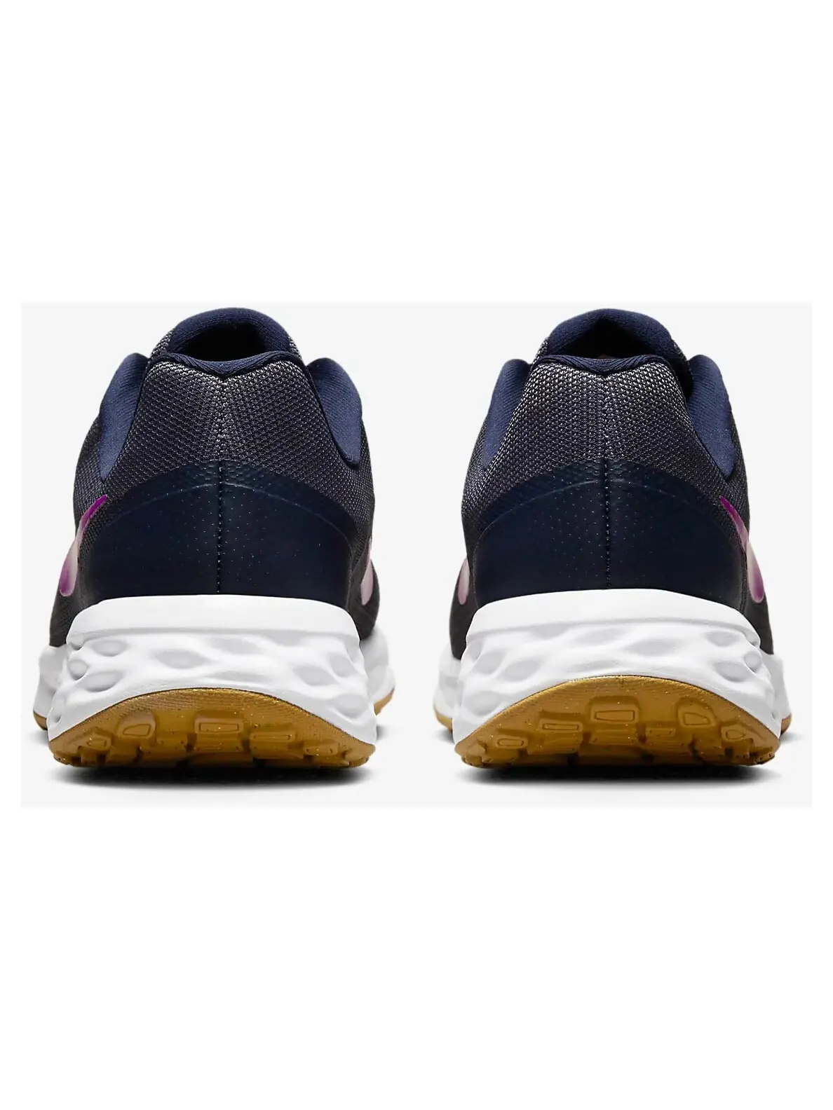 Кроссовки Nike Revolution 6 Next Nature — изображение 4 из 7