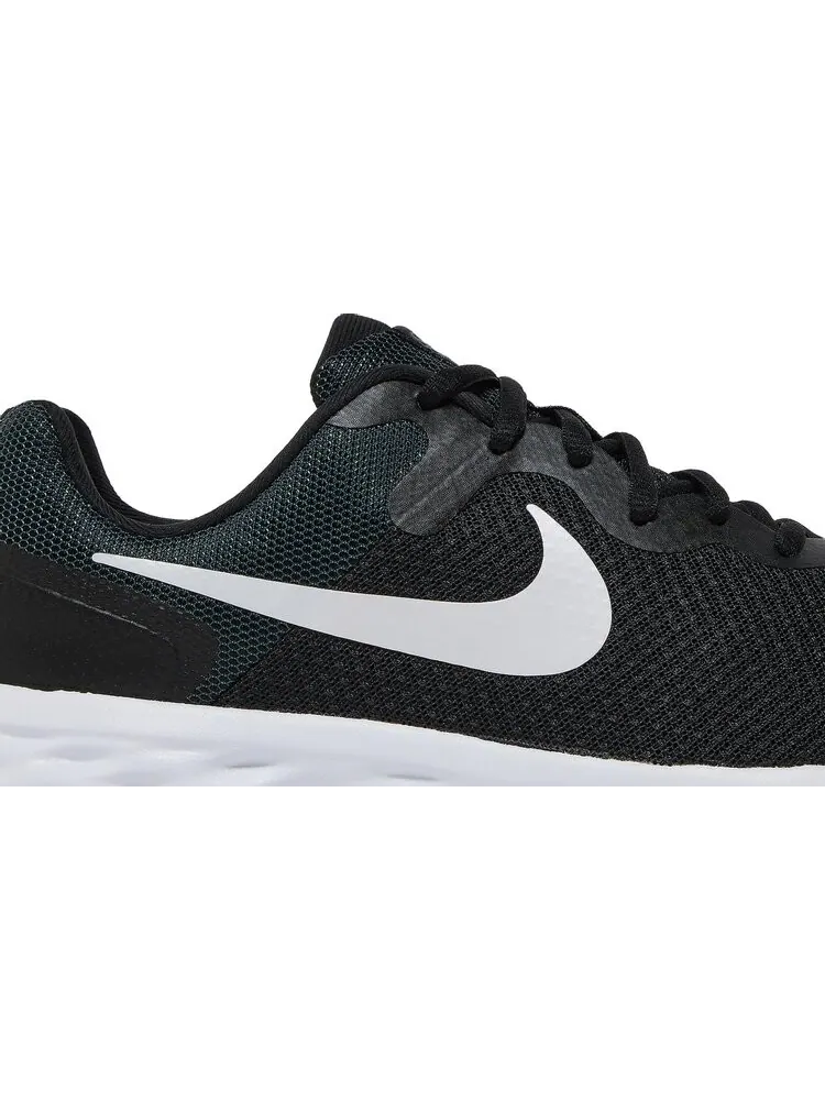 Кроссовки Nike Wmns Revolution 6 Next Nature 'Black White' — изображение 2 из 8, черный