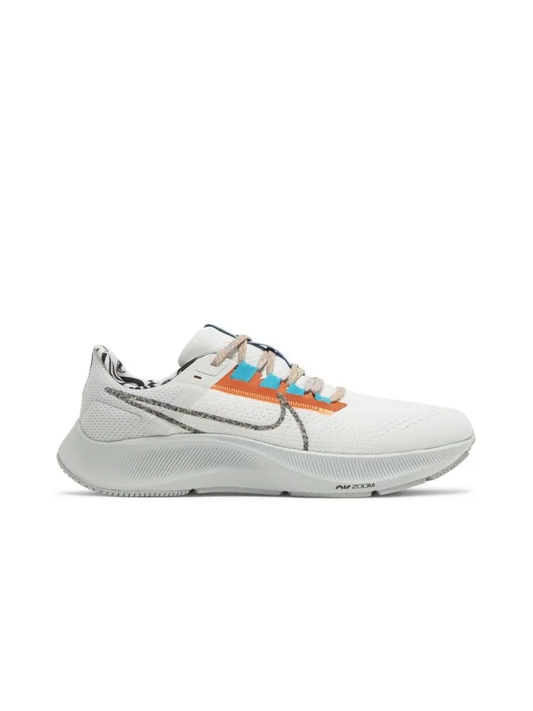 Кроссовки Nike Air Zoom Pegasus 38 — изображение 1 из 4, белый