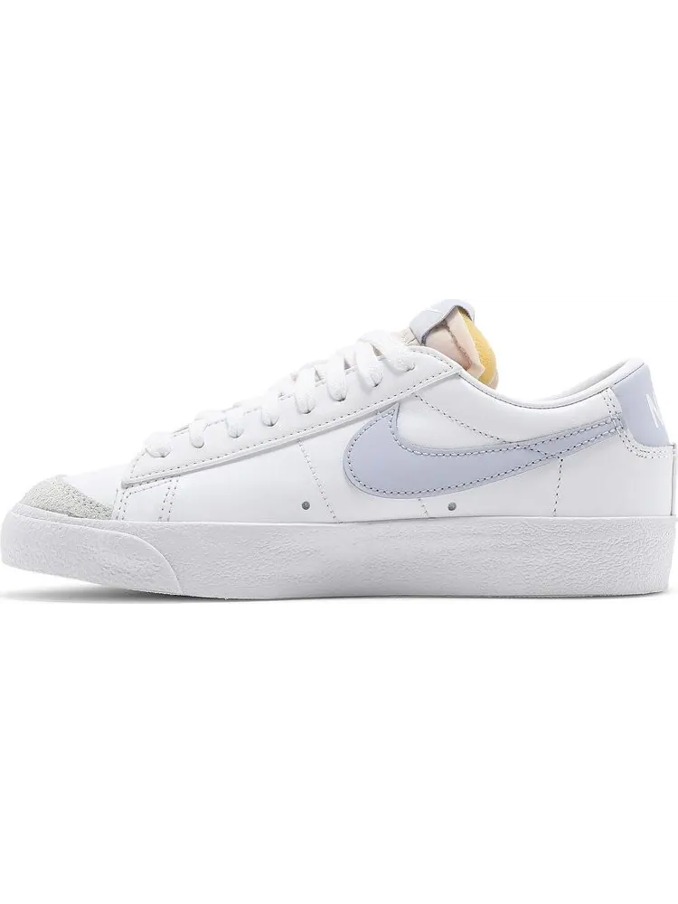 Кроссовки Nike Wmns Blazer Low '77 'White Ghost' — изображение 3 из 8, белый