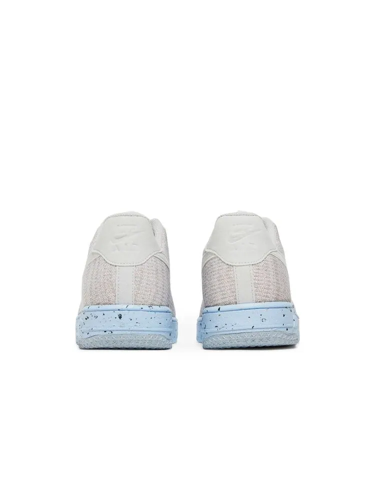 Кроссовки Nike Air Force 1 Crater Flyknit 'White Chambray Blue' — изображение 7 из 9, белый/синий//черный