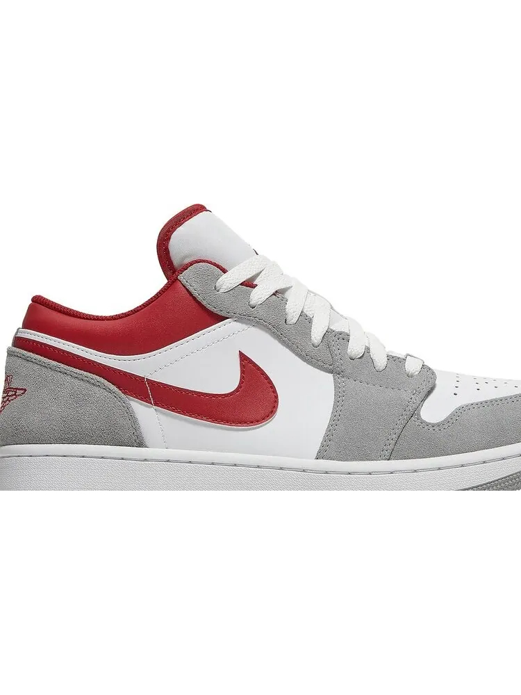 Кроссовки Air Jordan 1 Low SE Light Smoke Grey Gym Red — изображение 2 из 8, белый