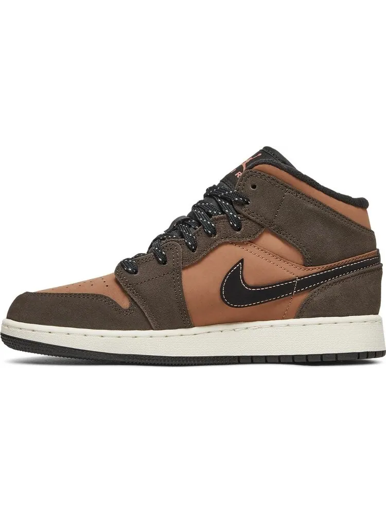 Кроссовки Air Jordan 1 Mid SE GS Earth Tone — изображение 3 из 8, коричневый