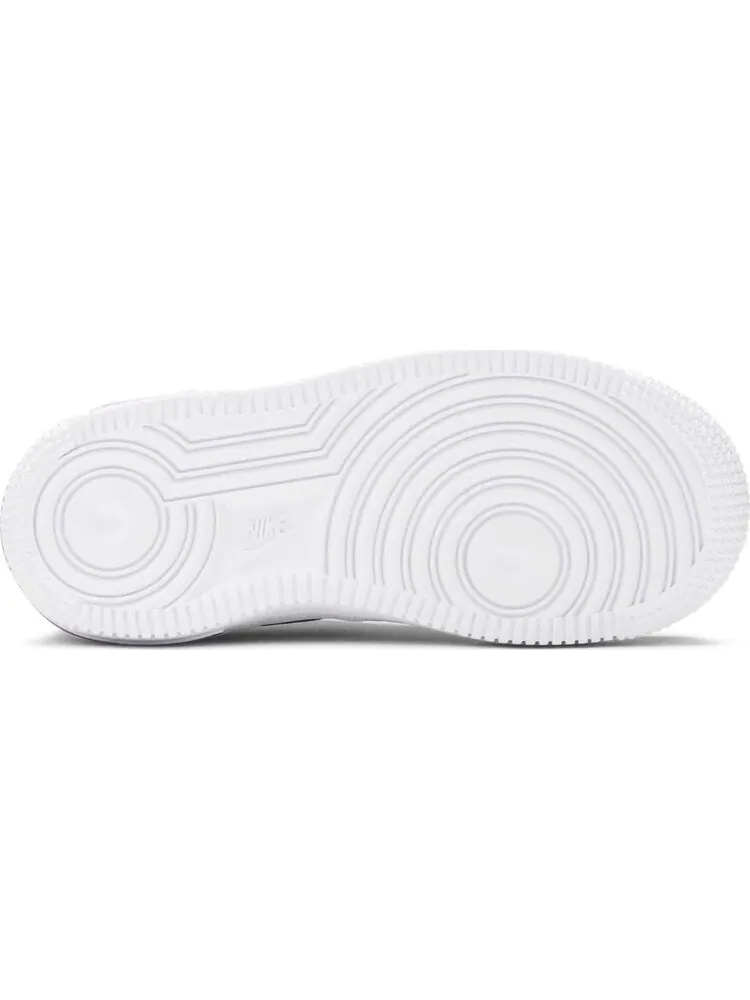 Кроссовки Nike Air Force 1 LV8 3 PS 'Peace, Love, and Basketball' — изображение 4 из 8, желтый