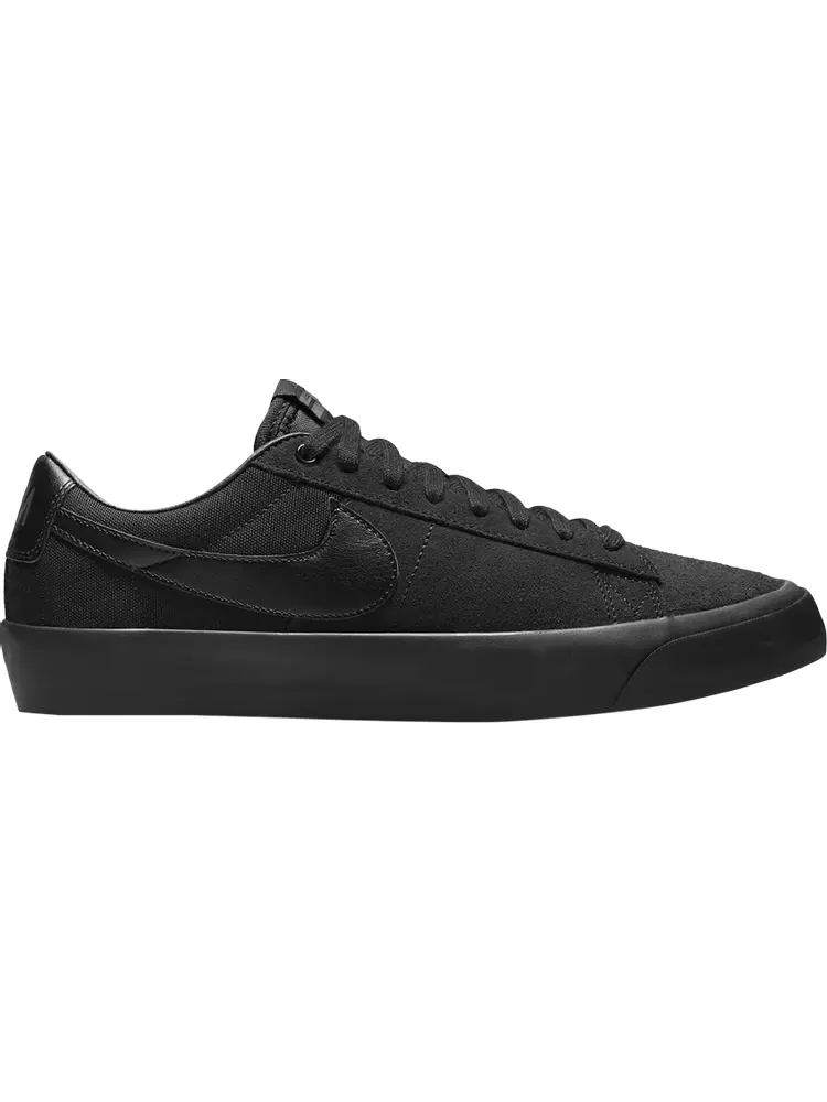 Кроссовки Nike Zoom Blazer Low Pro GT SB 'Triple Black' — изображение 1 из 1, черный