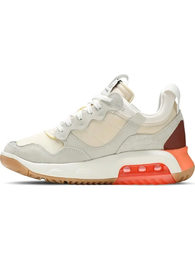 Кроссовки Wmns Jordan MA2 Future Beginnings — изображение 3 из 8, бежевый