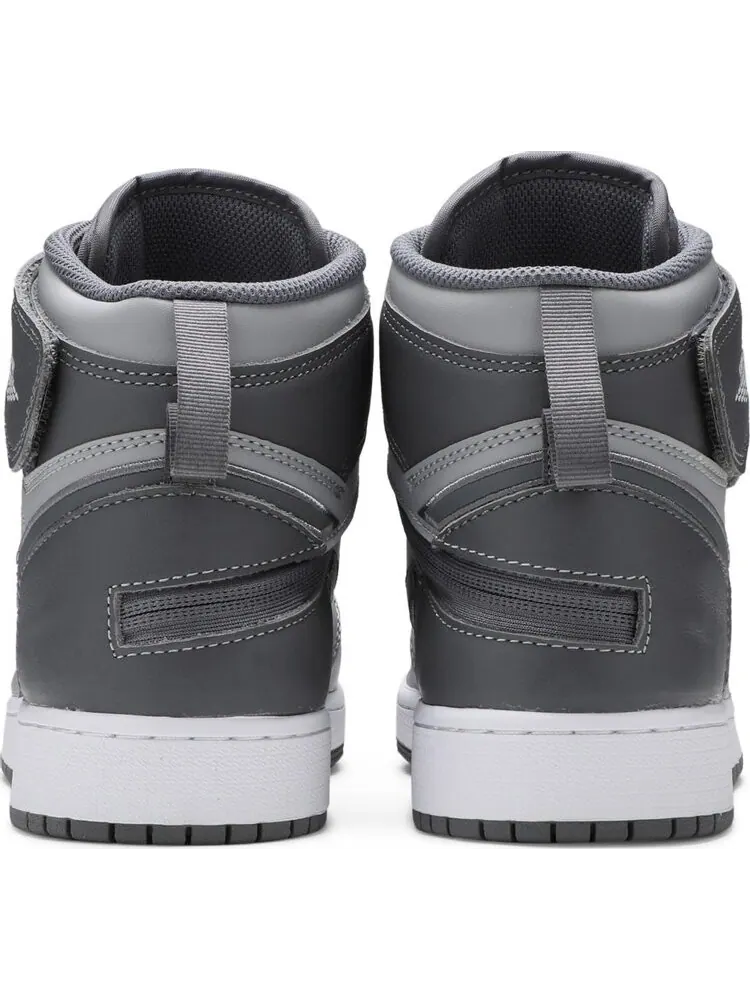 Кроссовки Air Jordan 1 High FlyEase GS Light Smoke Grey — изображение 6 из 8, серый