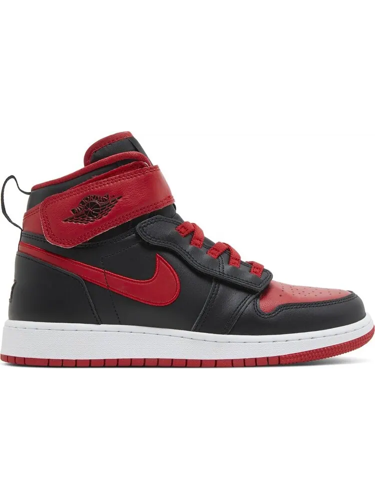Кроссовки Air Jordan 1 High FlyEase GS Bred — изображение 1 из 8, красный
