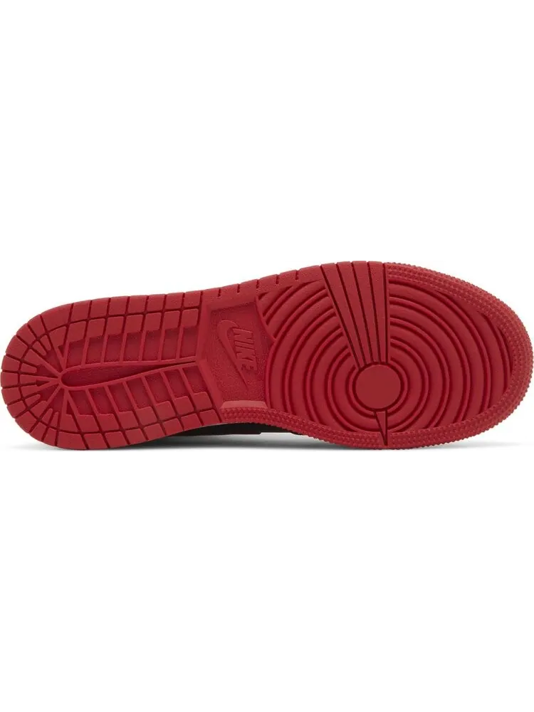 Кроссовки Air Jordan 1 High FlyEase GS Bred — изображение 4 из 8, красный