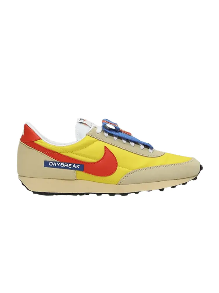 Кроссовки Nike Wmns Daybreak SP, Take Two Before Breakfast — изображение 1 из 1, желтый