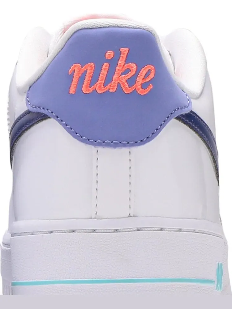 Кроссовки Nike Air Force 1 LV8 1 GS 'White Dark Purple Dust' — изображение 7 из 8, белый