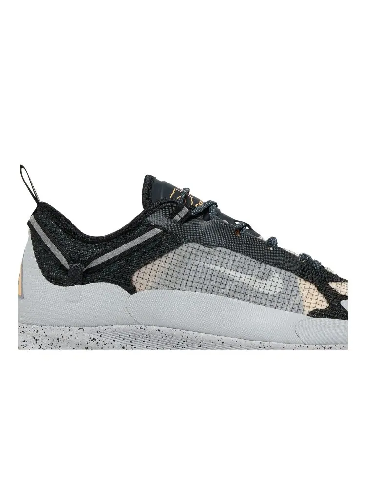 Кроссовки Nike ACG Air Nasu 2 — изображение 2 из 4, серый