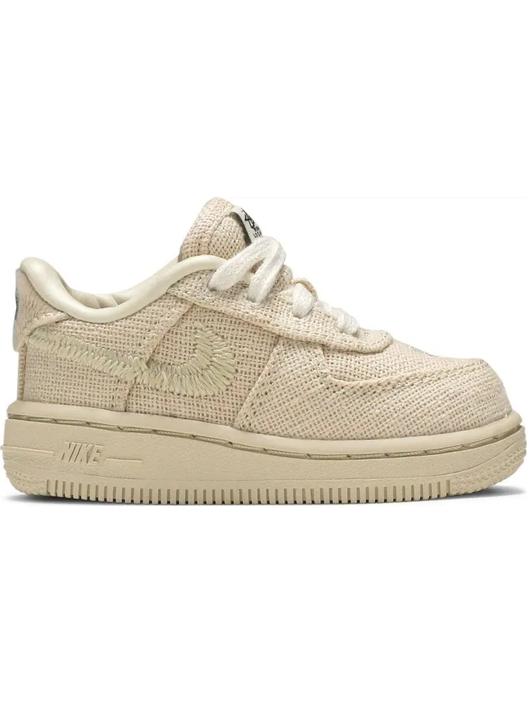 Кроссовки Nike Stussy x Air Force 1 Low TD 'Fossil' — изображение 1 из 8, загар