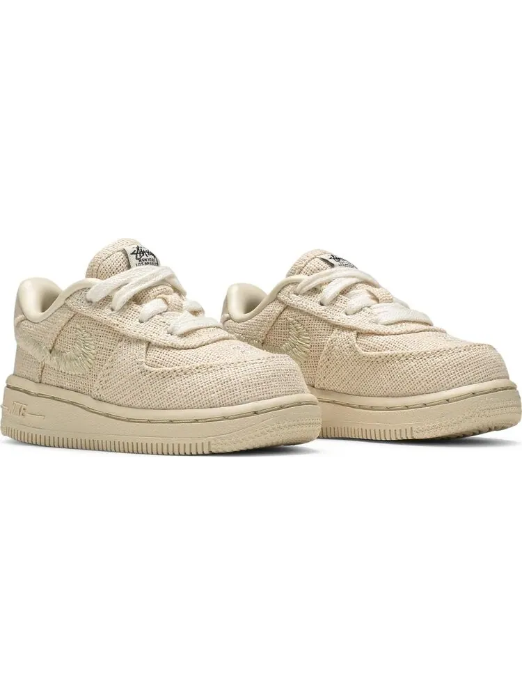 Кроссовки Nike Stussy x Air Force 1 Low TD 'Fossil' — изображение 8 из 8, загар