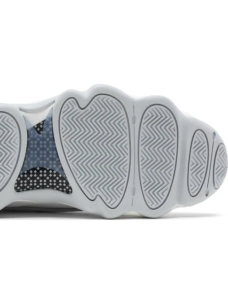 Кроссовки Jordan Pro Strong White Metallic Platinum — изображение 5 из 8, белый