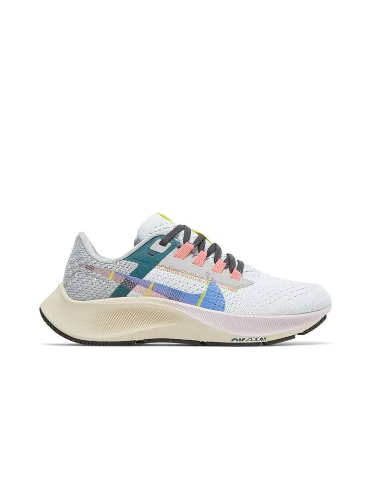 Кроссовки Nike Wmns Air Zoom Pegasus 38 Premium — изображение 1 из 4, синий