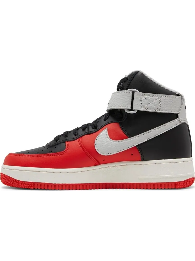 Кроссовки Nike NBA x Air Force 1 High '07 LV8 '75th Anniversary - Trail Blazers' — изображение 3 из 8, красный
