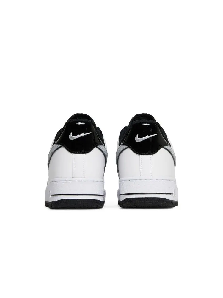 Кроссовки Nike Air Force 1 '07 LV8 'White Wolf Grey' — изображение 7 из 9, белый/белый/черный/серый