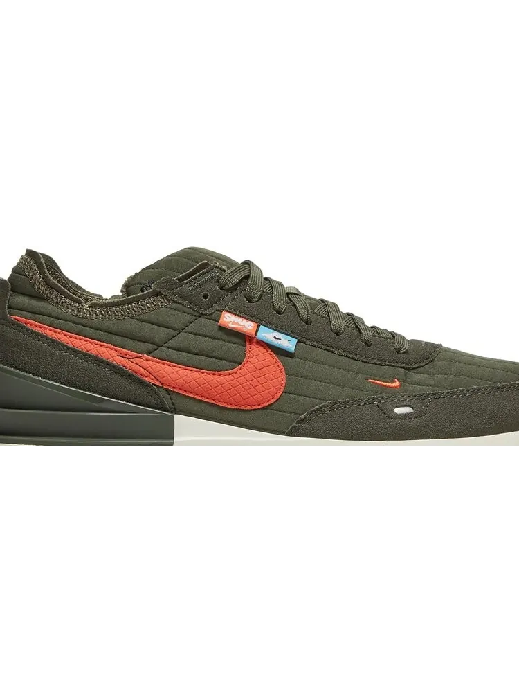 Кроссовки Nike Waffle One Premium 'Toasty - Medium Olive' — изображение 2 из 8, зеленый