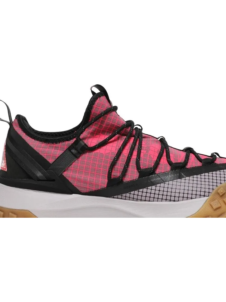 Кроссовки Nike ACG Mountain Fly Low 'Flash Crimson' — изображение 2 из 8, оранжевый