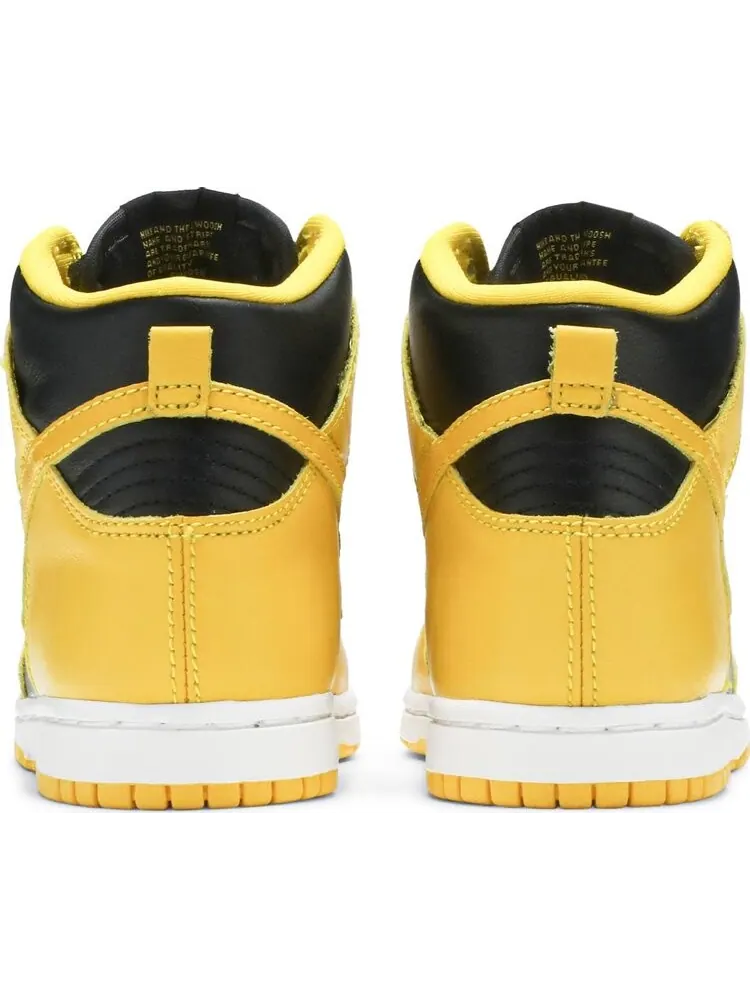 Кроссовки Nike Dunk High SP PS 'Iowa' — изображение 6 из 8, желтый