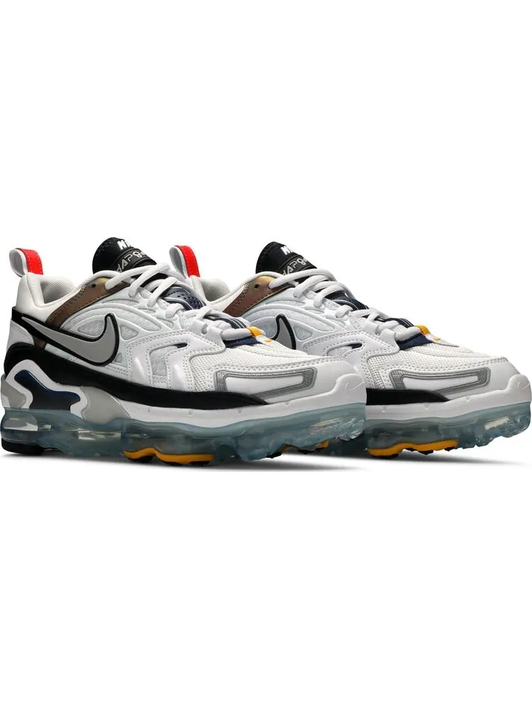 Кроссовки Nike Wmns Air VaporMax EVO 'Evolution of Icon' — изображение 8 из 8, белый