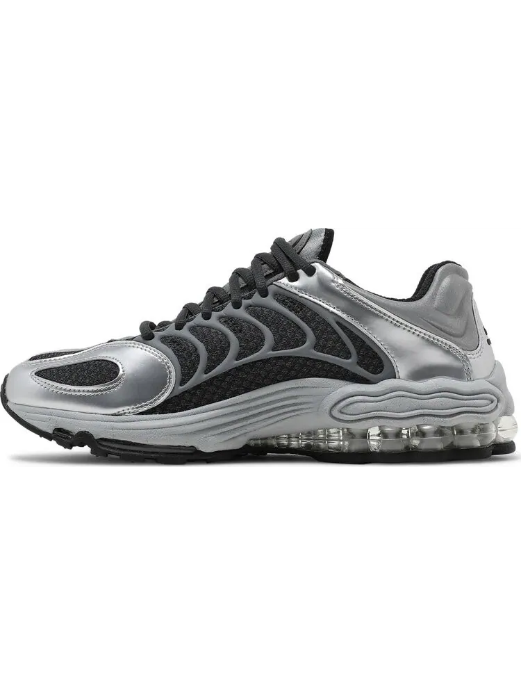 Кроссовки Nike Air Tuned Max 'Smoke Grey' — изображение 3 из 8, серый