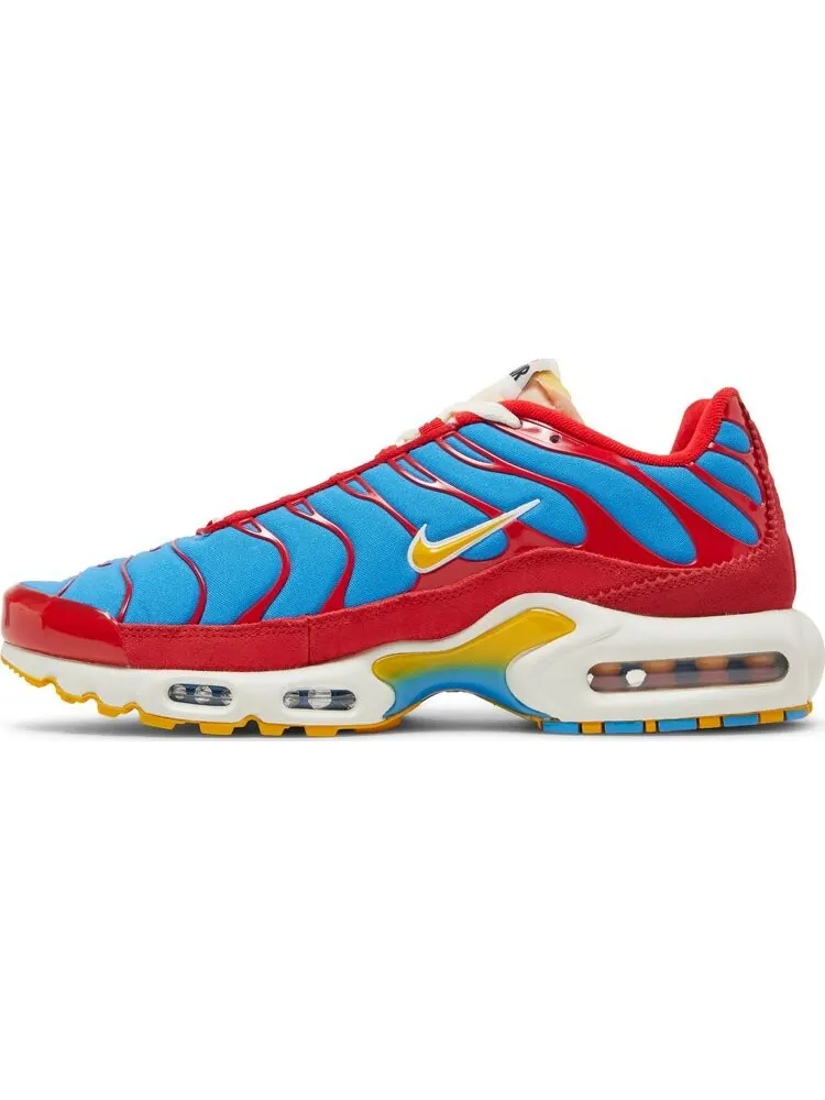 Кроссовки Nike Air Max Plus SE 'Running Club - University Red Light Photo Blue' — изображение 3 из 8, красный
