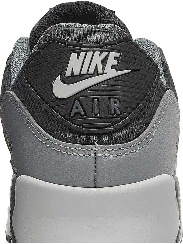Кроссовки Nike Air Max 90 'Anthracite Dark Grey' — изображение 7 из 8, серый