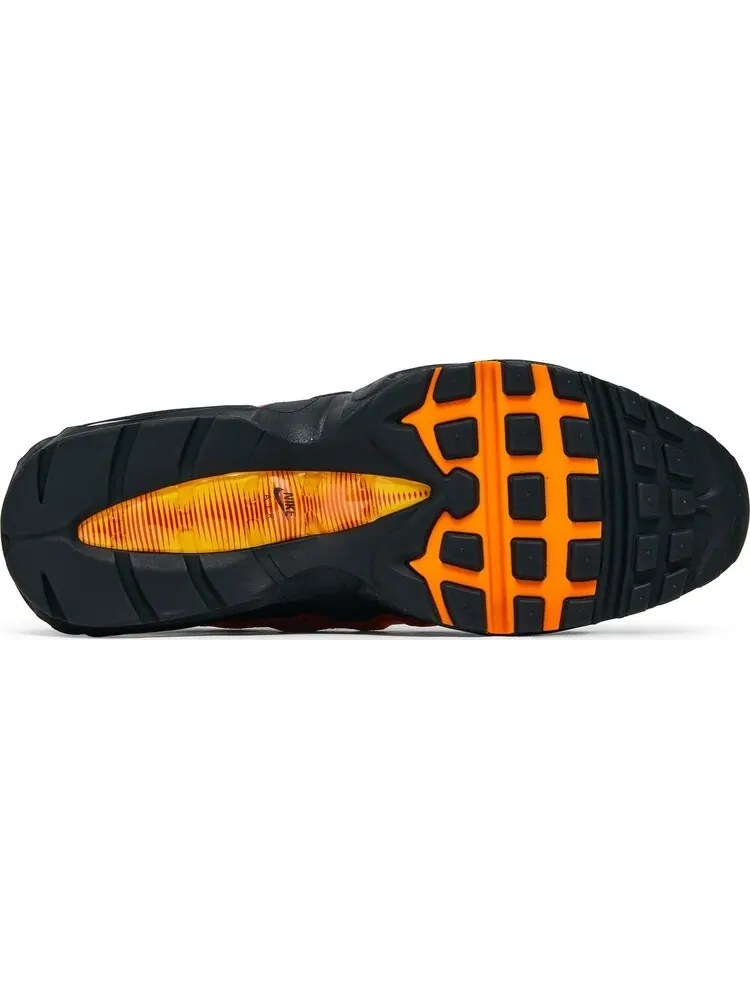 Кроссовки Nike Air Max 95 'Black Kumquat' — изображение 4 из 8, оранжевый