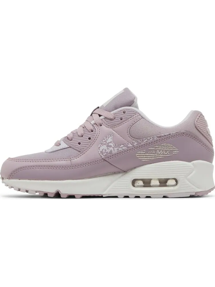 Кроссовки Nike Wmns Air Max 90 'Plum Fog Camo' — изображение 3 из 8, фиолетовый