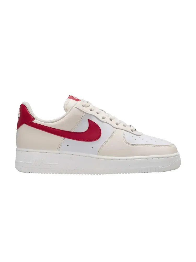 Кроссовки Nike Wmns Air Force 1 07 Next NaturePale Ivory University Red — изображение 1 из 1, слоновая кость красный