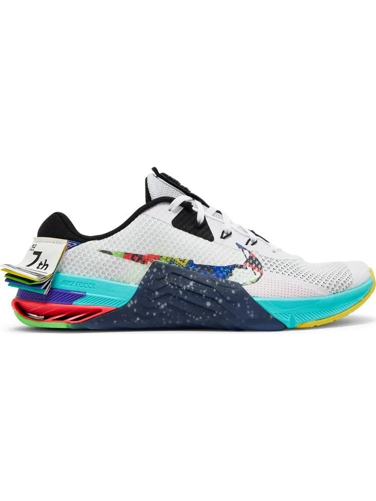Кроссовки Nike Metcon 7 AMP '12 Days Of Christmas' — изображение 1 из 8, белый