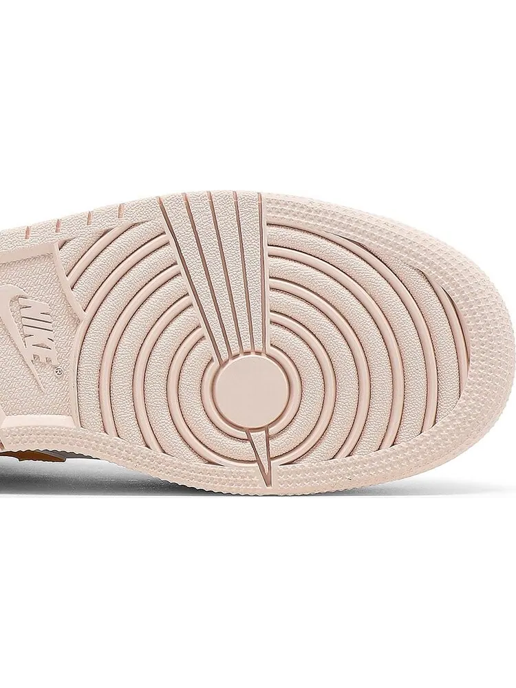 Кроссовки Air Jordan 1 Mid SE GS Arctic Pink — изображение 5 из 8, розовый