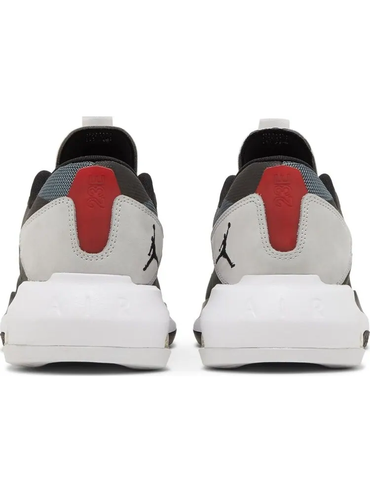 Кроссовки Jordan Air 200E Black University Red — изображение 6 из 8, черный
