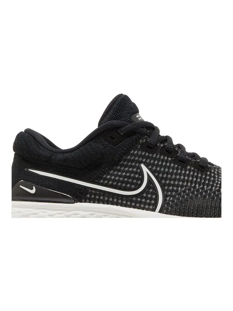 Кроссовки Nike Wmns ZoomX Invincible Run Flyknit 2 'Black White' — изображение 3 из 9, черный/белый