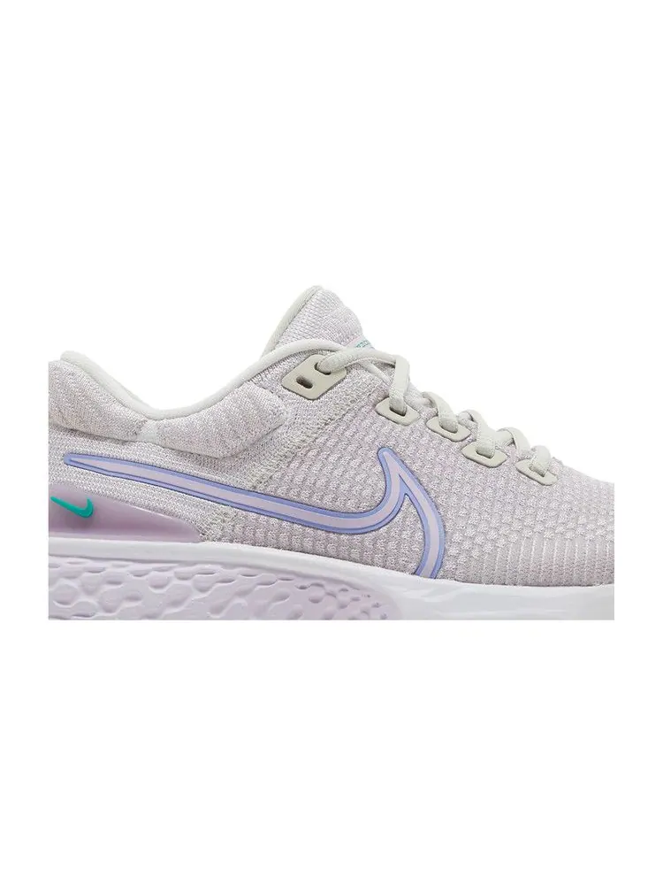 Кроссовки Nike Wmns ZoomX Invincible Run Flyknit 2 — изображение 2 из 8, зеленый