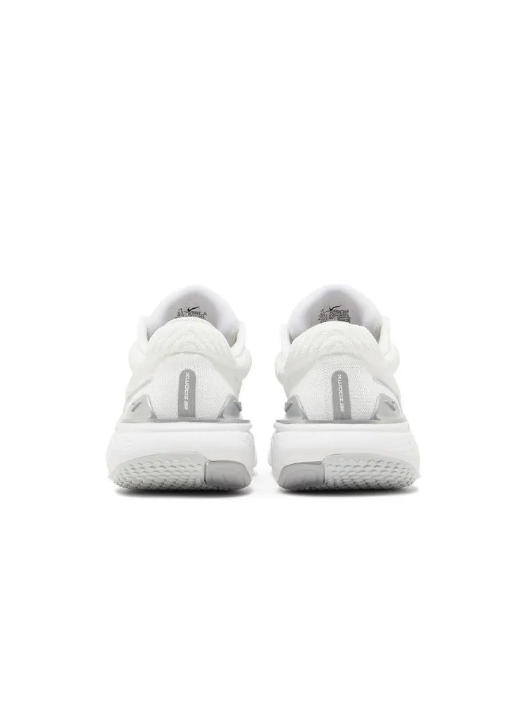 Кроссовки Nike Wmns ZoomX Invincible Run Flyknit 2 'White Metallic Silver' — изображение 7 из 9