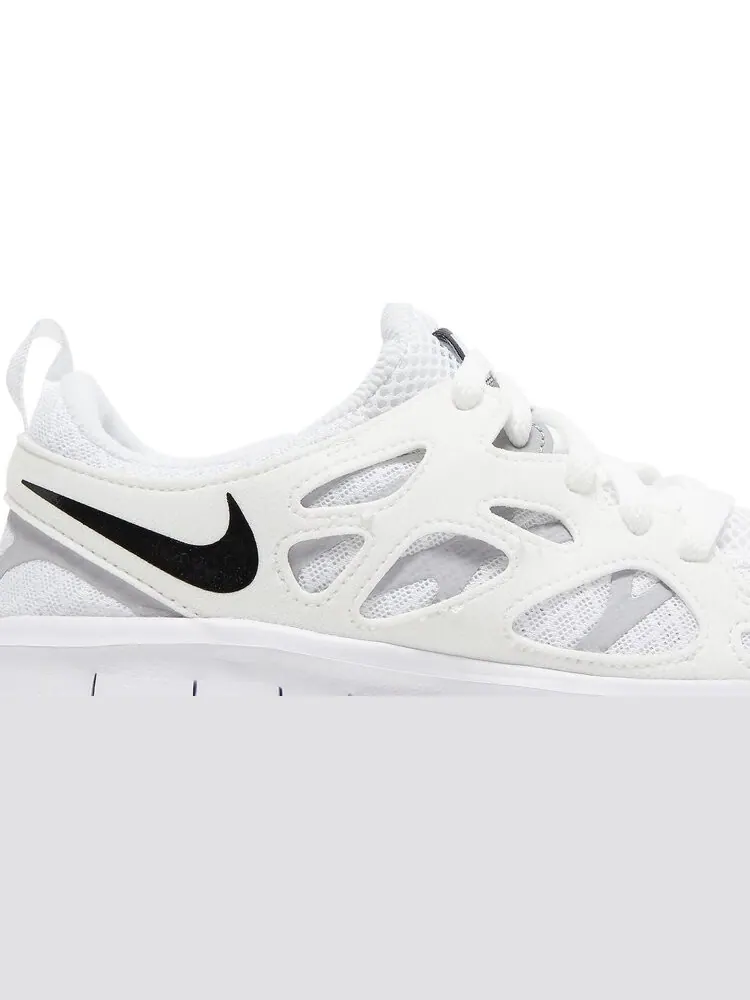 Кроссовки Nike Free Run 2 GS 'White Black' — изображение 2 из 8, белый