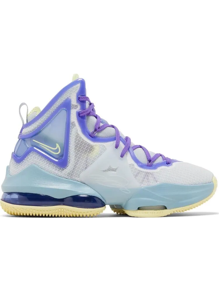 Кроссовки Nike LeBron 19 GS 'Easter' — изображение 1 из 8, белый