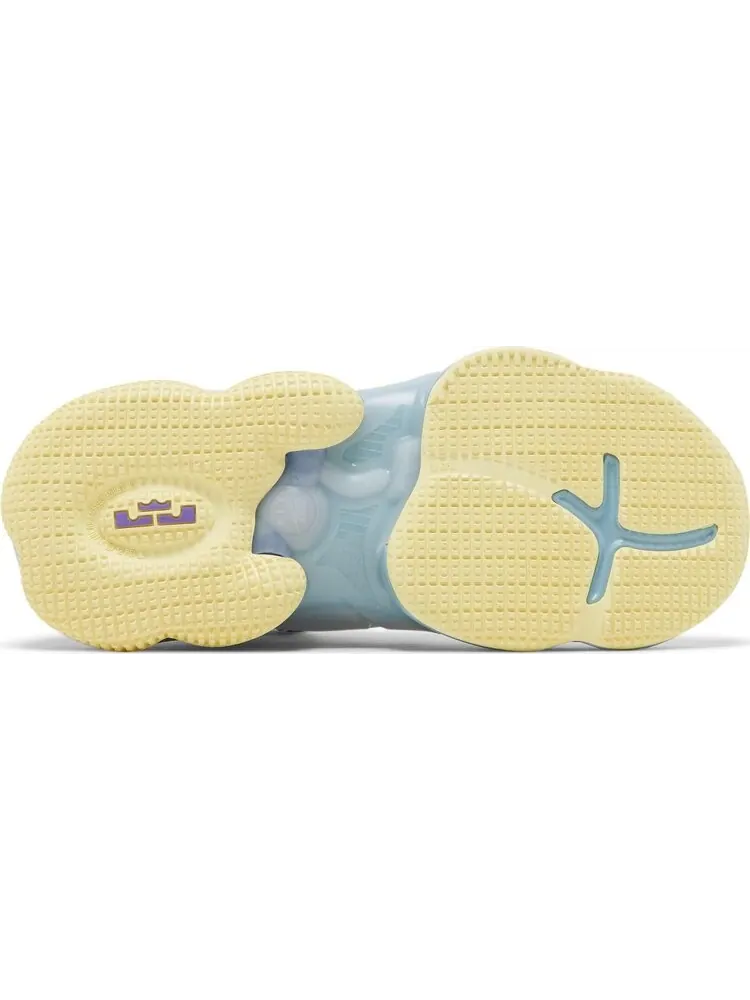 Кроссовки Nike LeBron 19 GS 'Easter' — изображение 4 из 8, белый