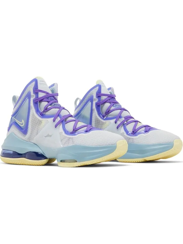 Кроссовки Nike LeBron 19 GS 'Easter' — изображение 8 из 8, белый