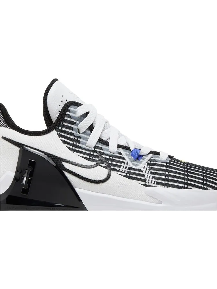 Кроссовки Nike LeBron Witness 6 GS 'White Persian Violet' — изображение 2 из 8, белый