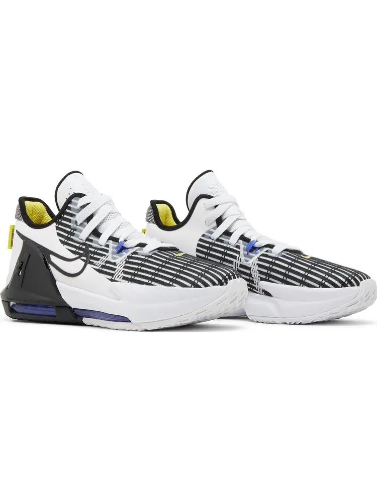 Кроссовки Nike LeBron Witness 6 GS 'White Persian Violet' — изображение 8 из 8, белый