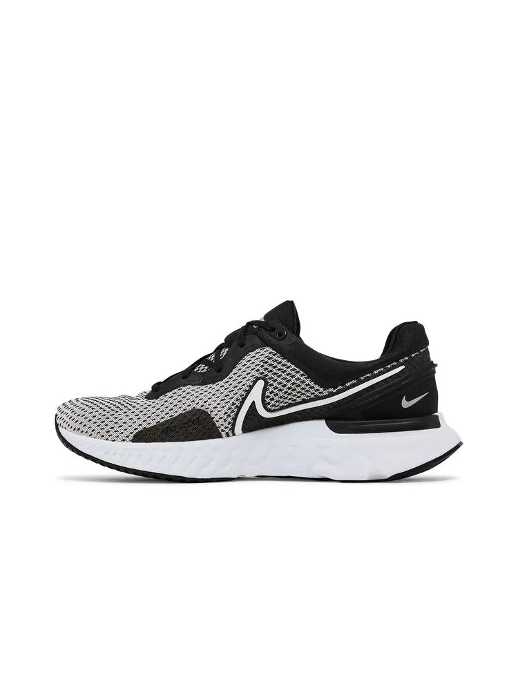 Кроссовки Nike React Miler 3 'White Black' — изображение 4 из 9