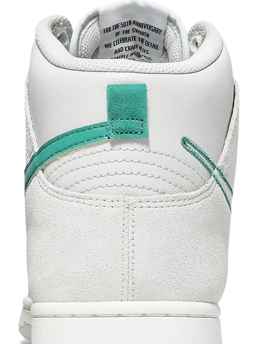 Кроссовки Nike Dunk High SE GS 'First Use Pack - Green Noise' — изображение 7 из 10, белый