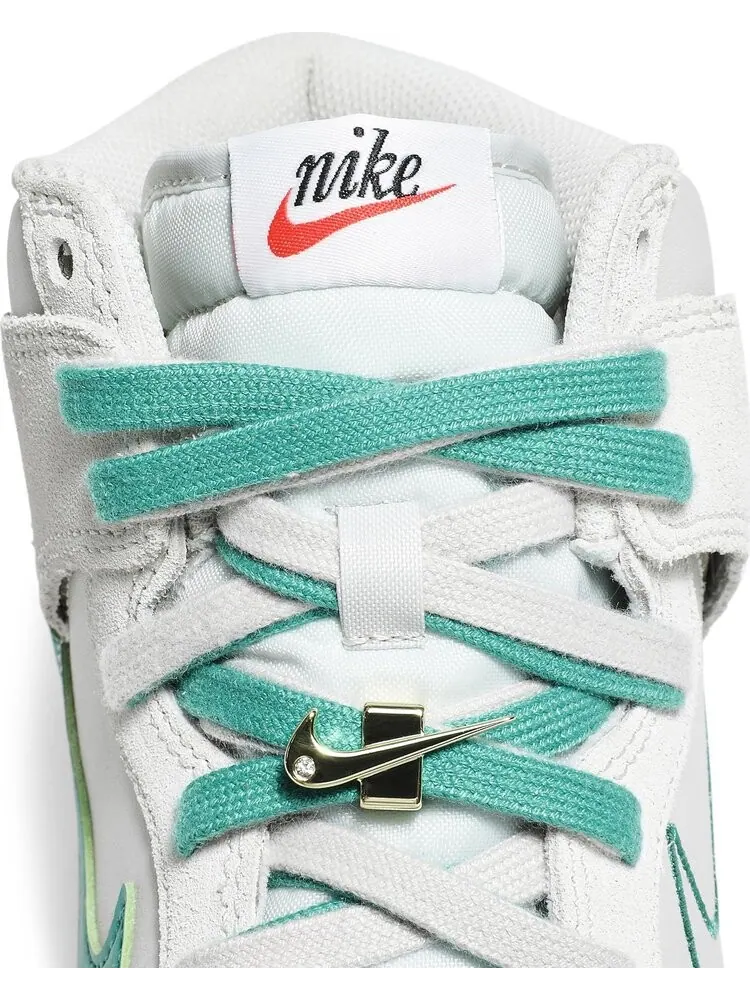 Кроссовки Nike Dunk High SE GS 'First Use Pack - Green Noise' — изображение 9 из 10, белый